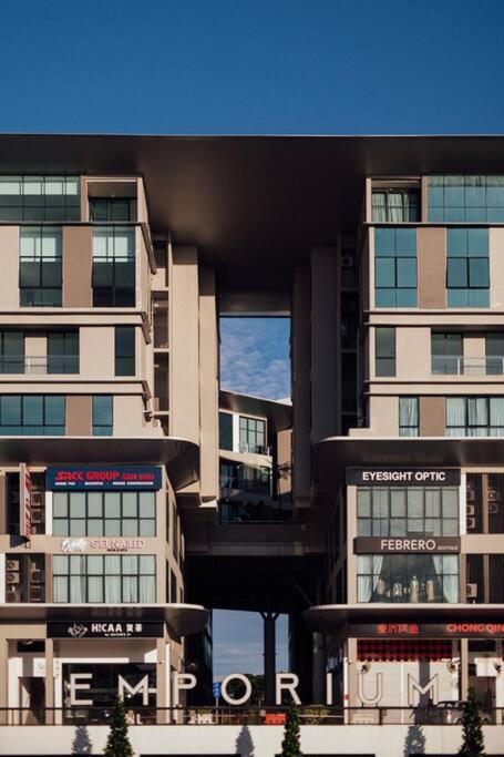Emporium,deloft 2r,3beds,1bath,4pax Apartment *