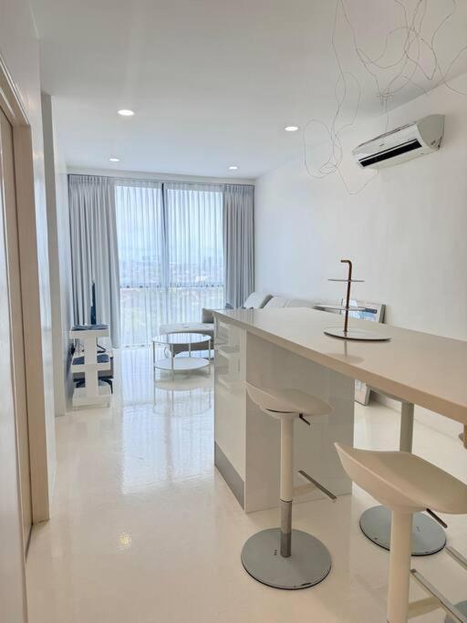 Emporium,deloft 2r,3beds,1bath,4pax Apartment Kuching