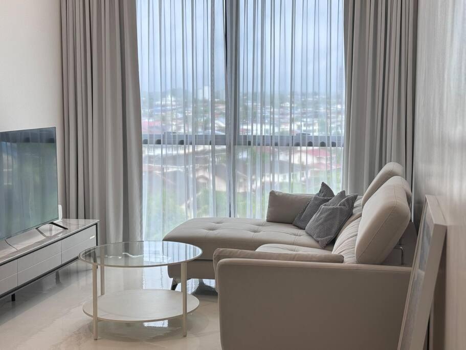 Emporium,deloft 2r,3beds,1bath,4pax Apartment Kuching