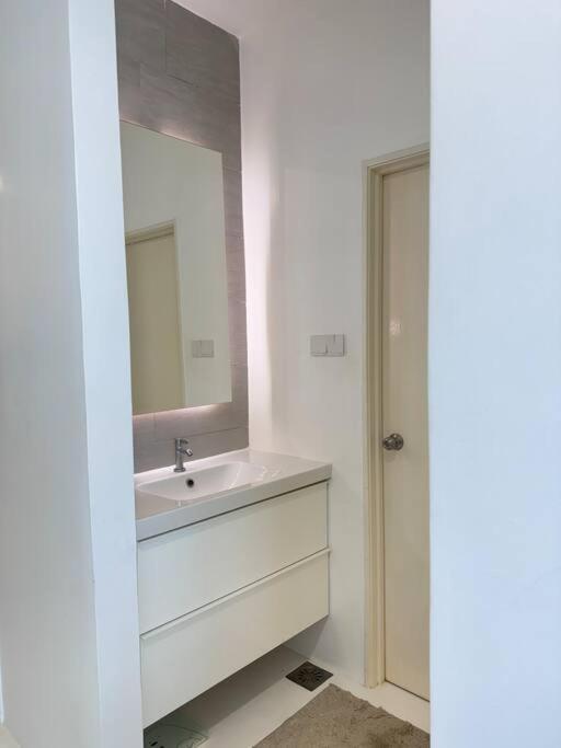 Emporium,deloft 2r,3beds,1bath,4pax